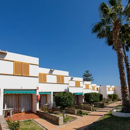 Brisas 2* プラヤ・デル・イングレス